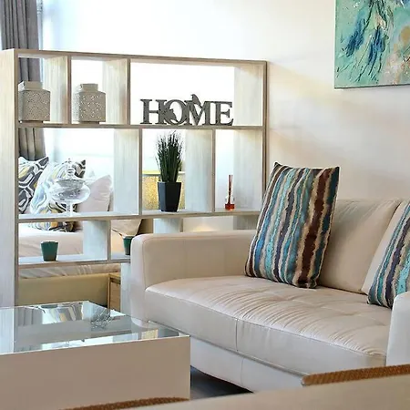 Studio 18 On The Golden Mile Next To V&A Waterfront Kaapstad Buitenkant foto