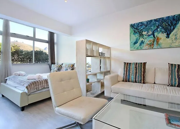 Studio 18 On The Golden Mile Next To V&A Waterfront