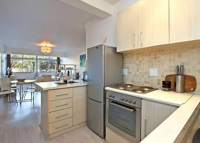 Studio 18 On The Golden Mile Next To V&A Waterfront